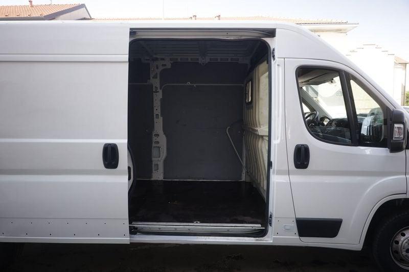 Peugeot Boxer 333 2.0 BlueHDi/130CV FAP PM-TM Combi Premium Unicoproprietario