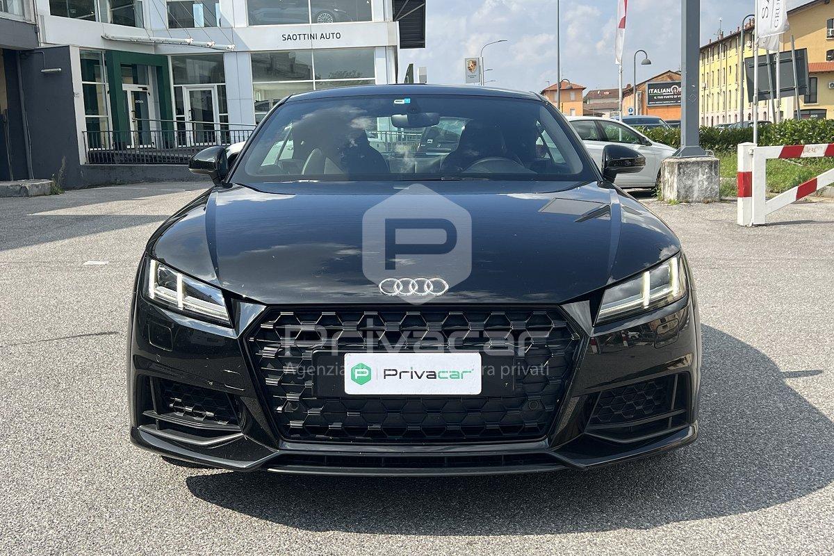 AUDI TT Coupé 40 TFSI S tronic
