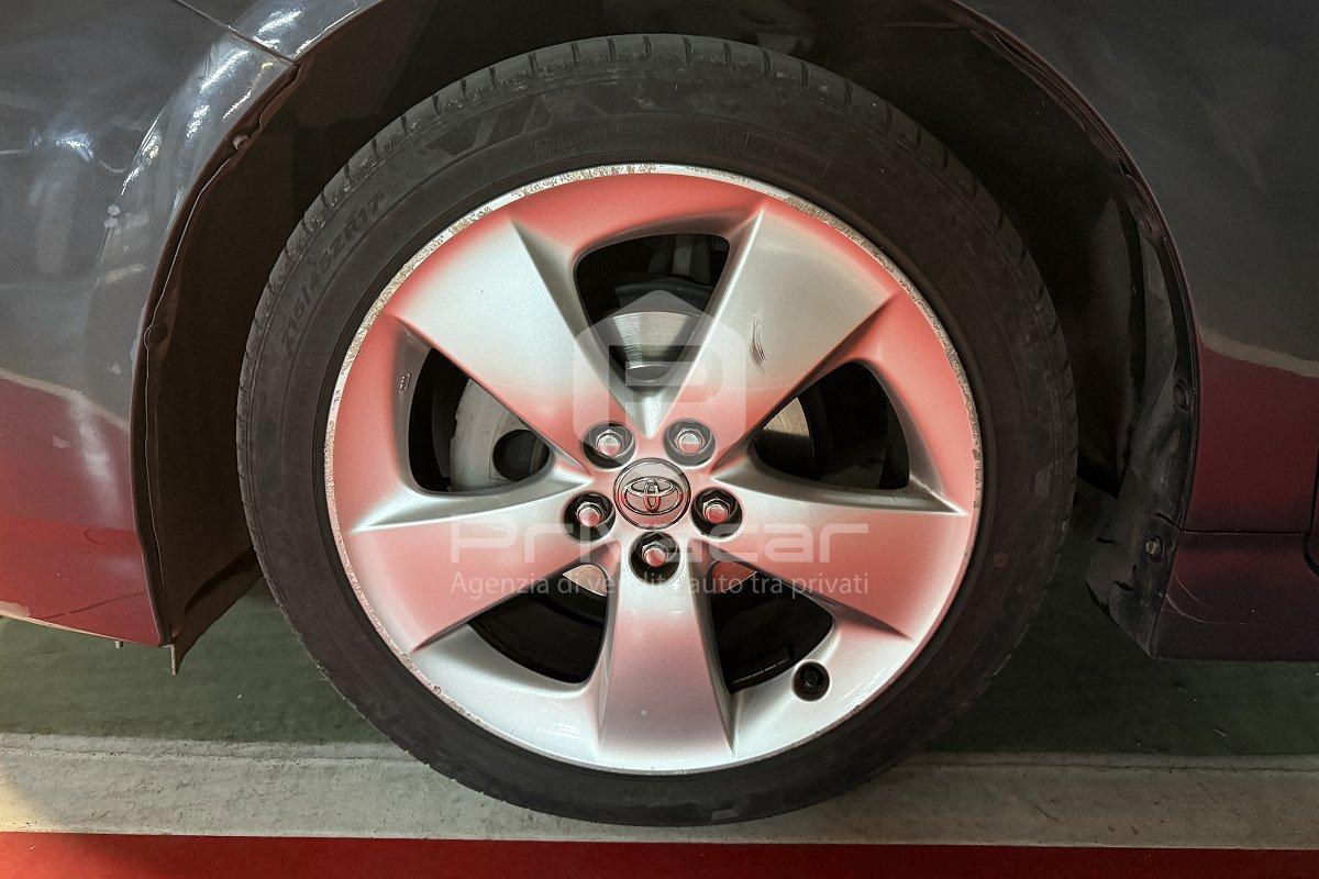 TOYOTA Prius 1.8 Active