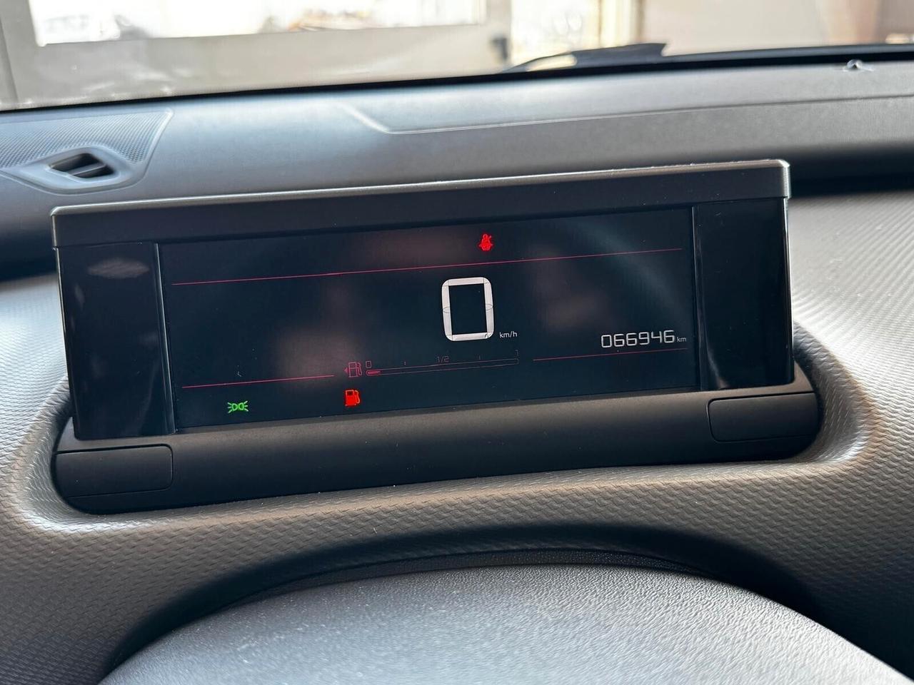 CITROEN C4 CACTUS MY2018 1.6 HDI 100CV SHINE