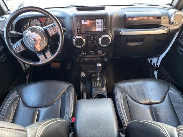 Jeep Wrangler Unlimited 2.8 CRD DPF Sahara Auto