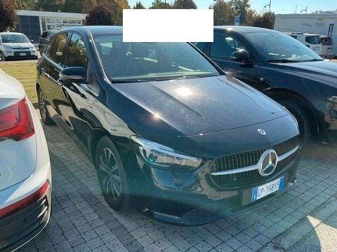 MERCEDES-BENZ B 180D NEW 115CV AUTOMATIC ADVANCED ( FARI LED - CRUISE - PELLE - NAVI PREMIUM - PARK ASSIST - TELECAMERA POST. )