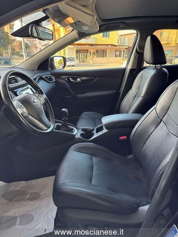 Nissan Qashqai Qashqai 1.6 dCi 4WD Black Edition