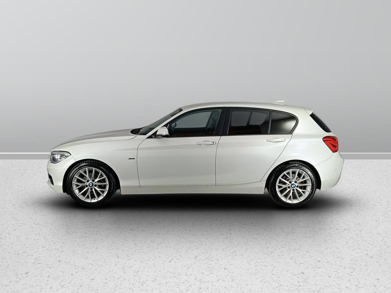 BMW Serie 1 F/20-21 2015 - 118d Sport 5p auto