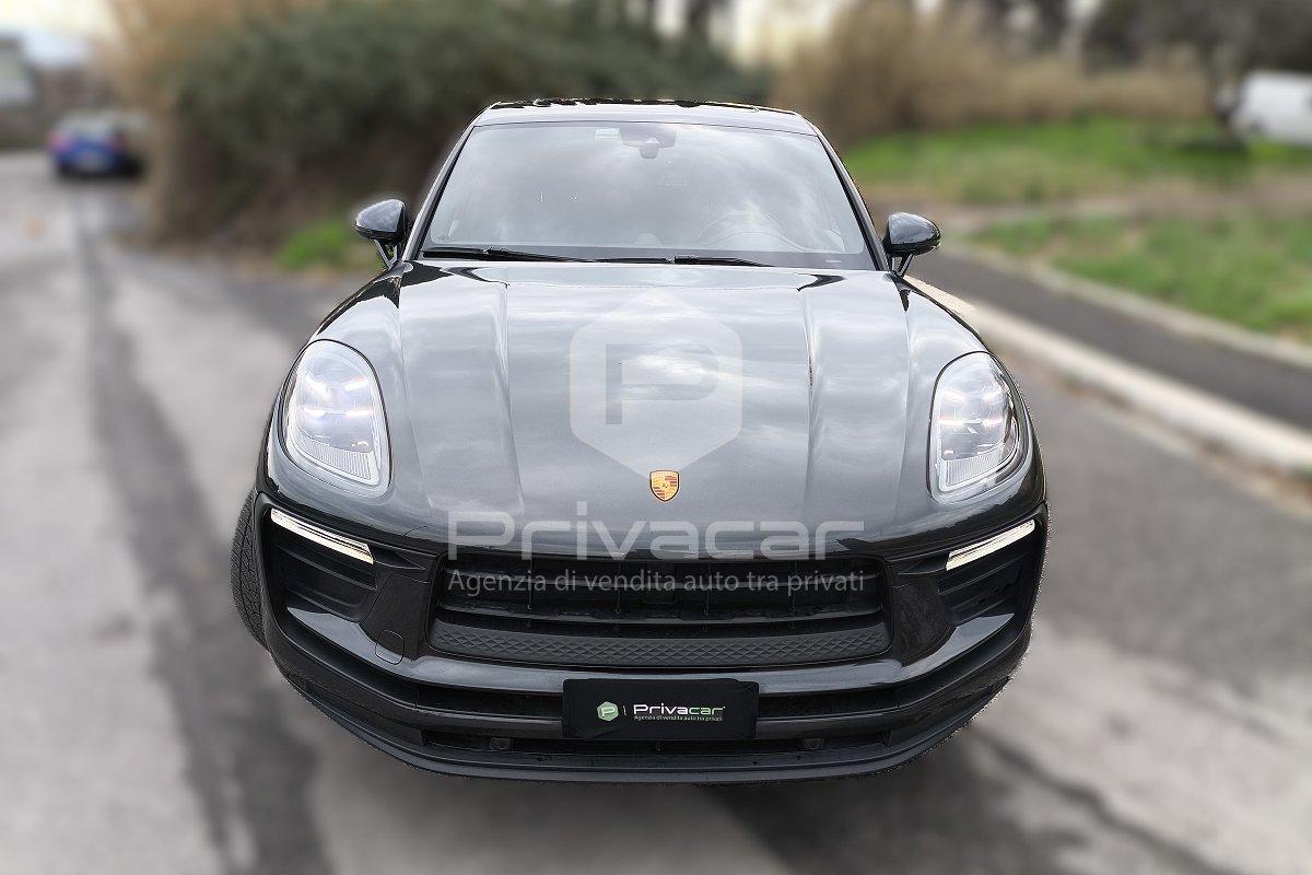 PORSCHE Macan 2.0