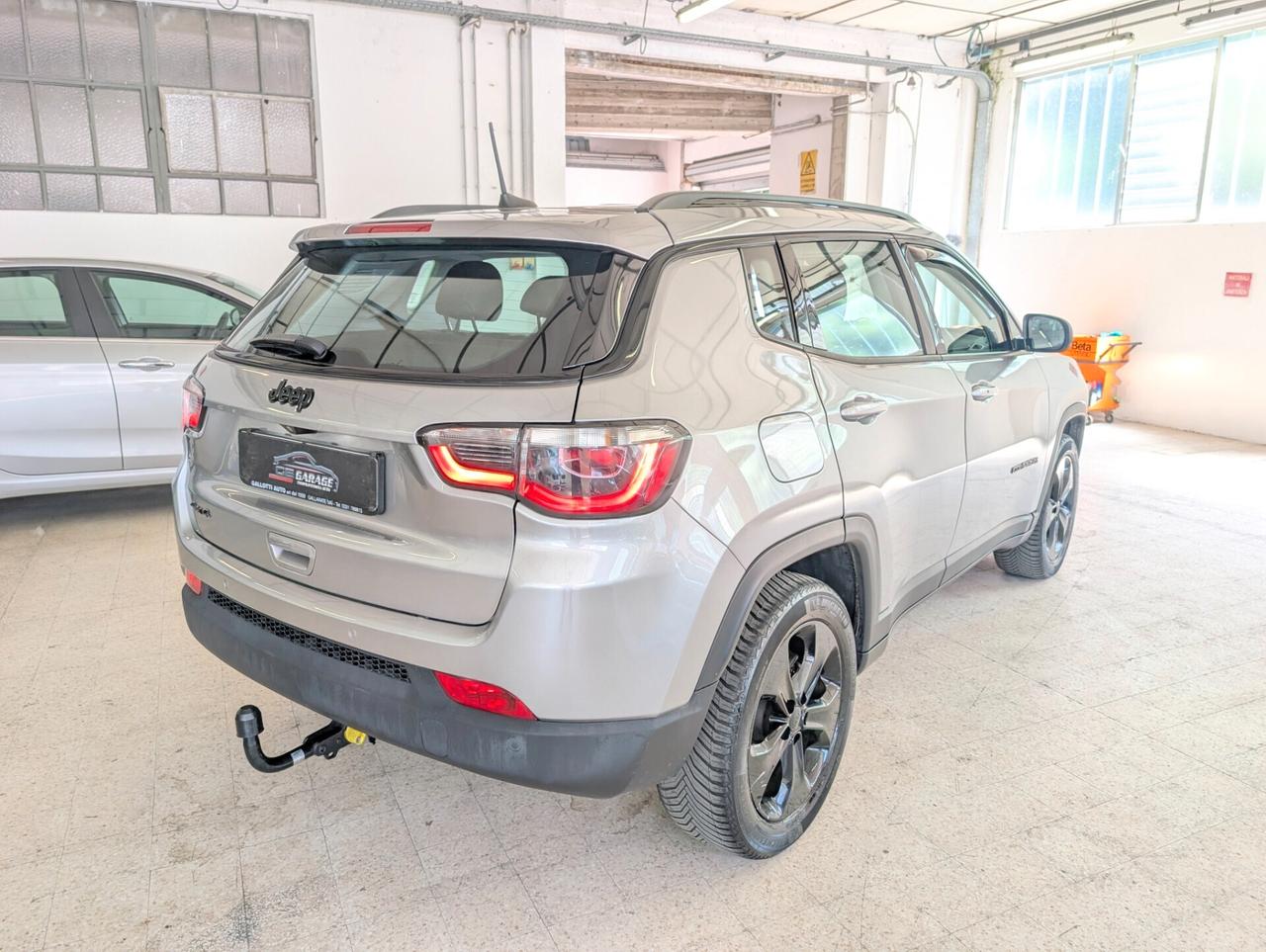 Jeep Compass 2.0 Multijet II aut. 4WD Night Eagle GANCIO TRAINO