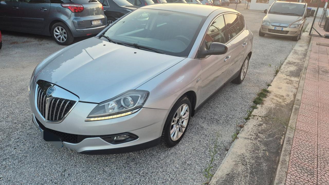 Lancia Delta 1.6 MJT DPF Gold
