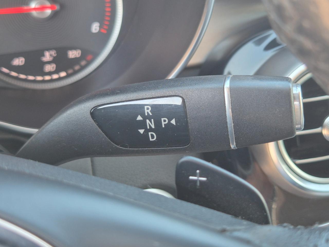 Mercedes-benz C 220 d Coupé Premium