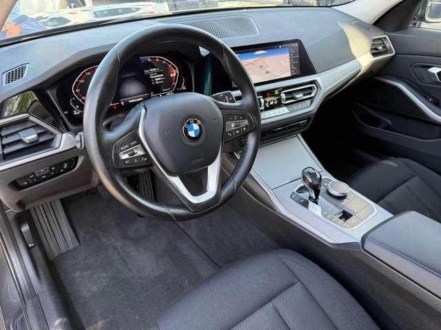 BMW 320 Touring xdrive Business Adv. auto*SUPER PROMO*
