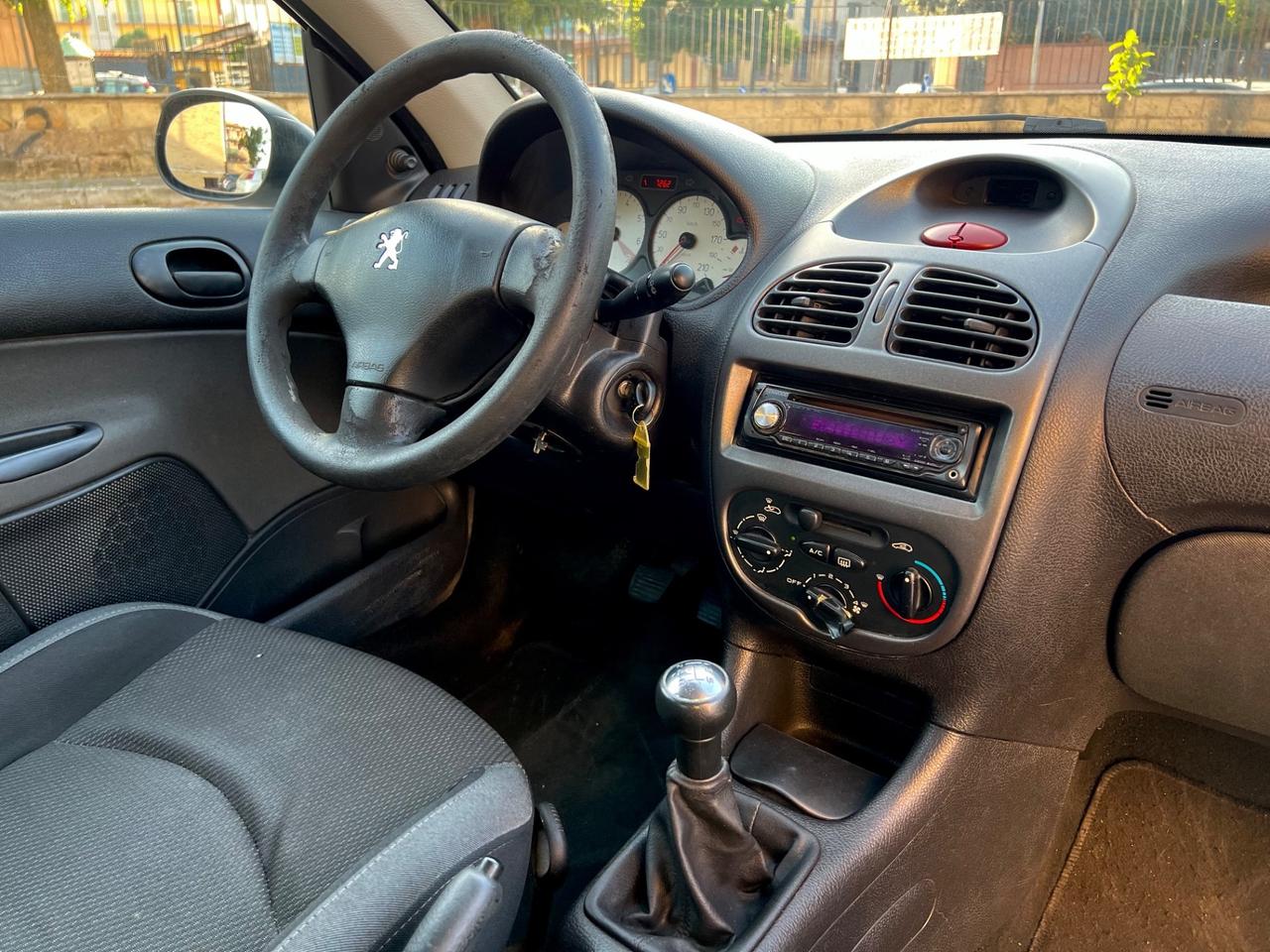 Peugeot 206 1.4 5p. GPL