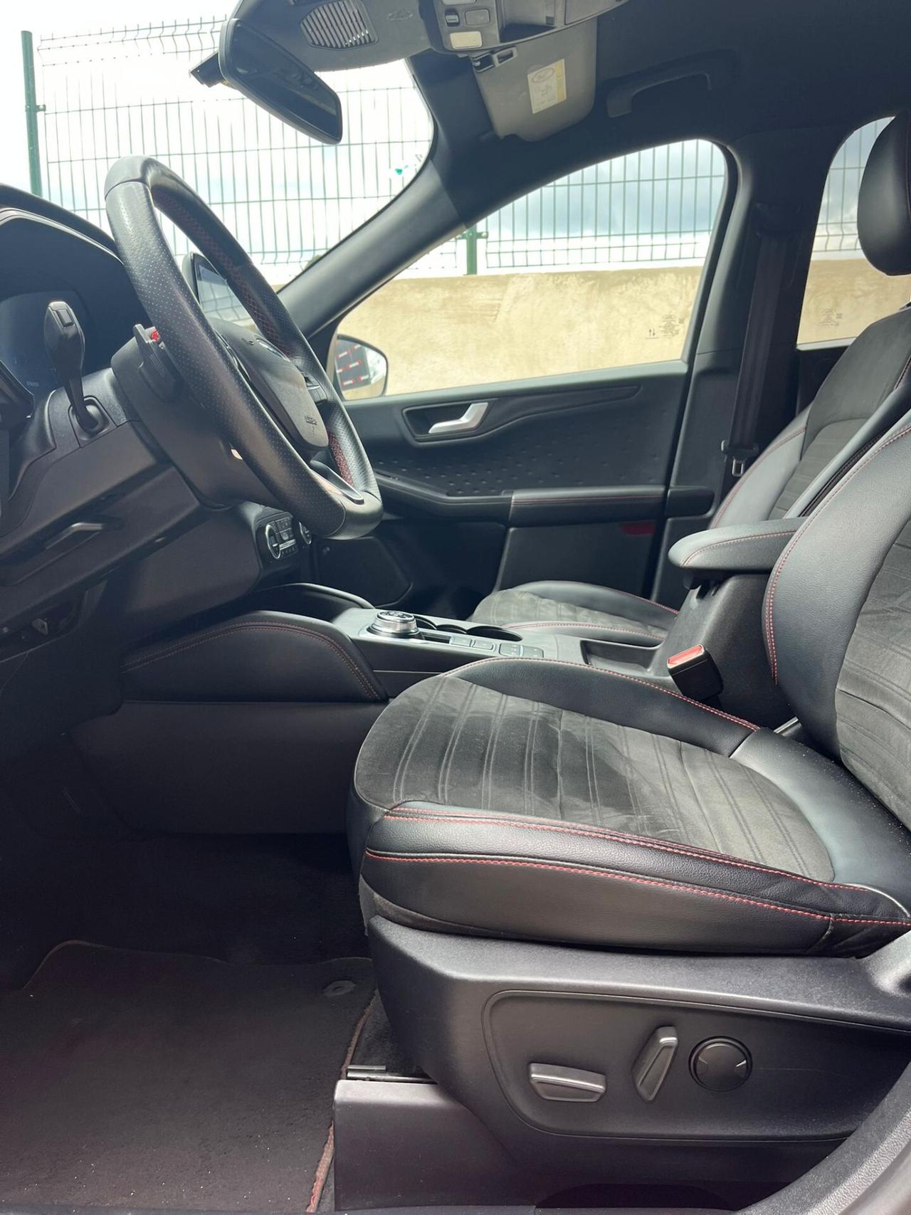 Ford Kuga 1.5 EcoBlue 120 CV 2WD ST-Line X