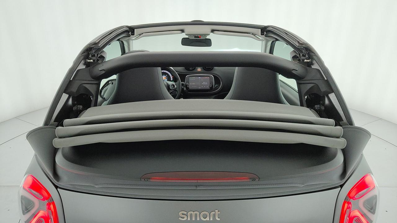 SMART Fortwo Cabrio eq suitegrey-grey 22kW