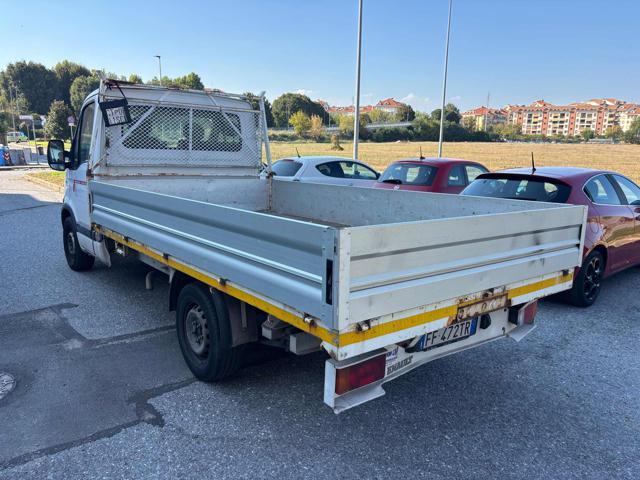 RENAULT Master T28/100 2.5 dCi PC Cabinato Confort