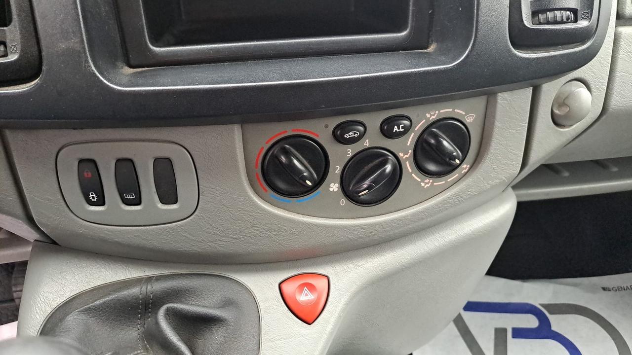 Opel Vivaro tetto super alto