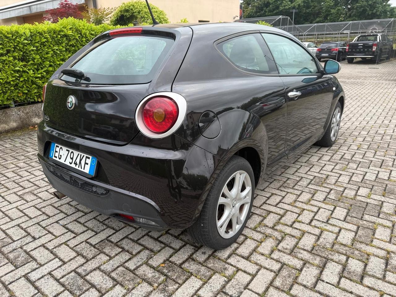 Alfa Romeo MiTo 1.4 78 CV Distinctive Sport Pack