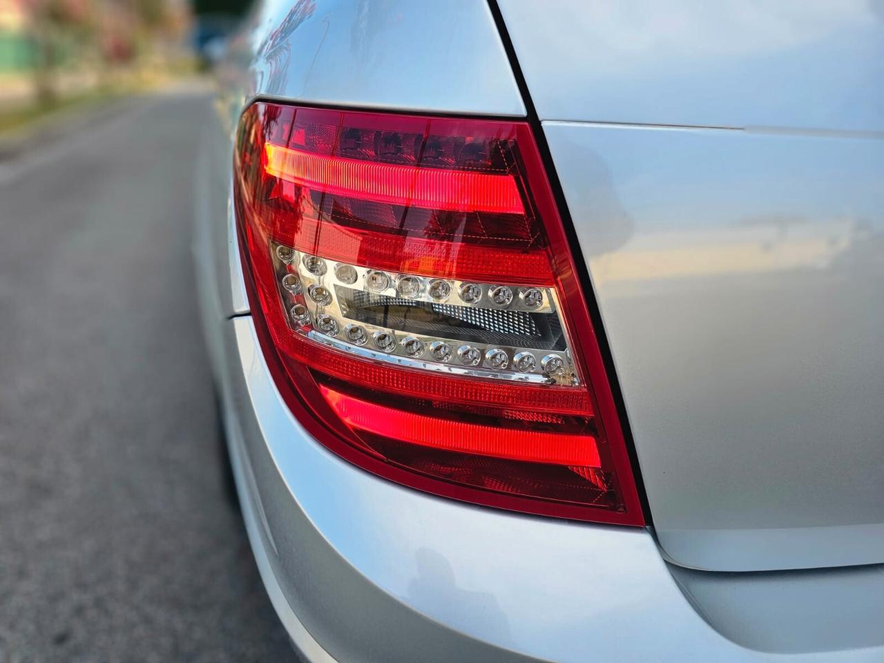 Mercedes-benz C 200