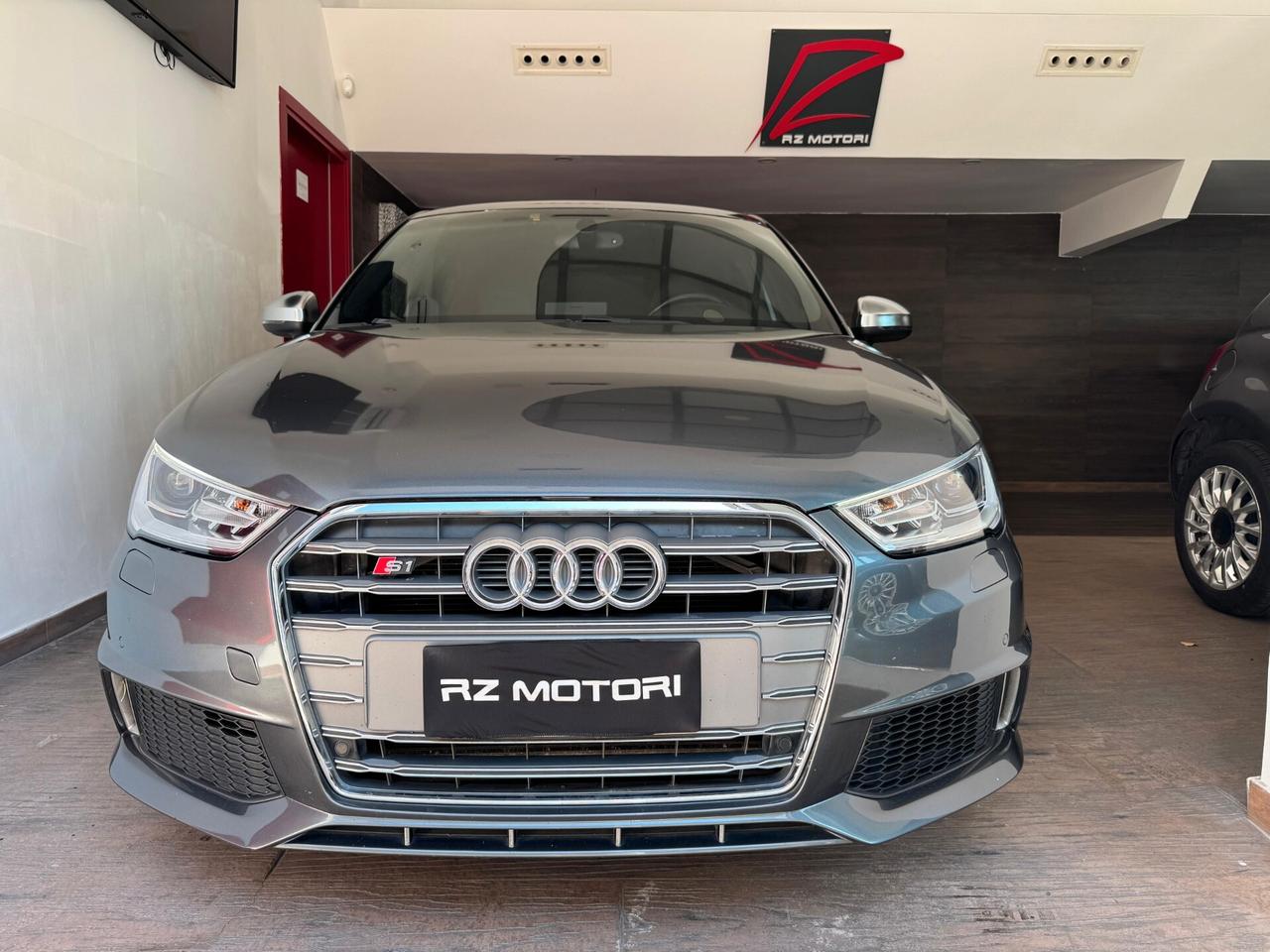 Audi A1 2.0 tfsi quattro-231CV-ITALIANA-TAGLIANDI