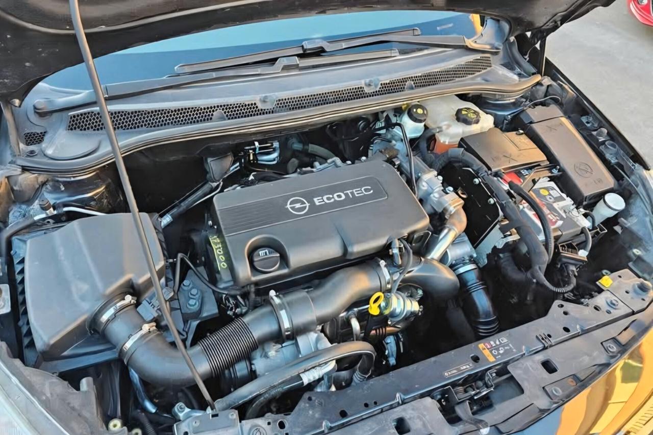 Opel Astra 1.7 CDTI 110CV EcoFLEX S&S 5 porte Elective