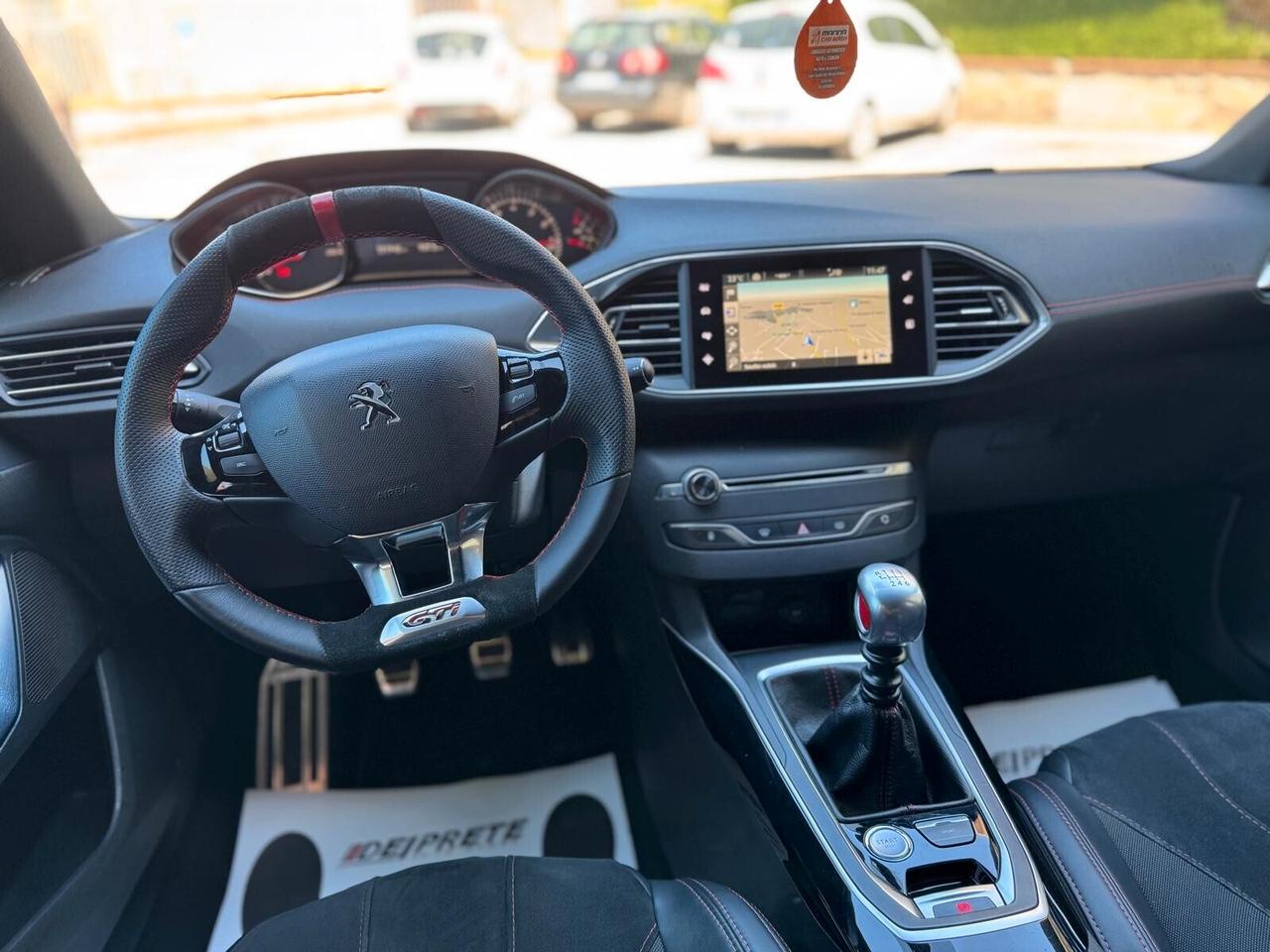 Peugeot 308 THP 270 S&S GTi by Peugeot Sport