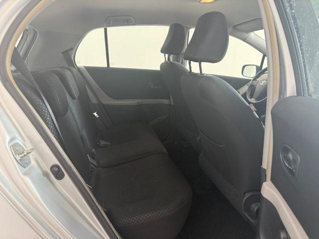 TOYOTA Yaris 1.0 5P LuXuRy Pack