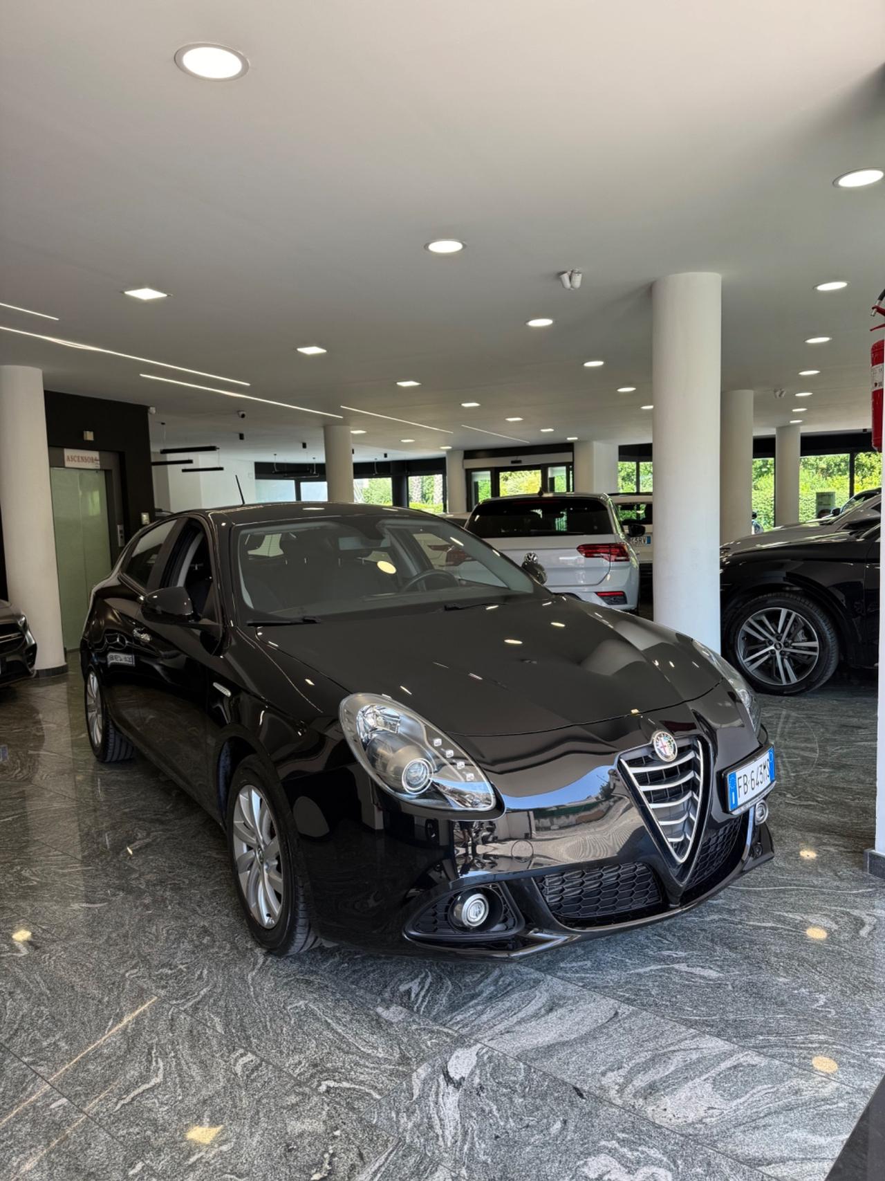 Alfa Romeo Giulietta 1.6 JTDm-2 120 CV Distinctive