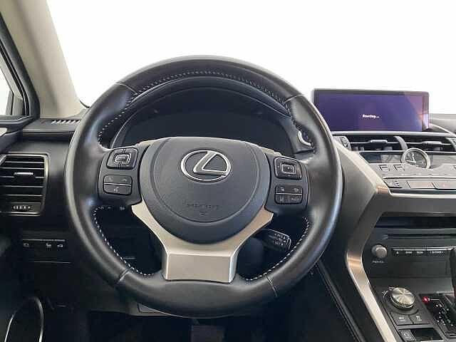 Lexus NX 300h NX-Series NX 300h HEV Premium aut 4WD
