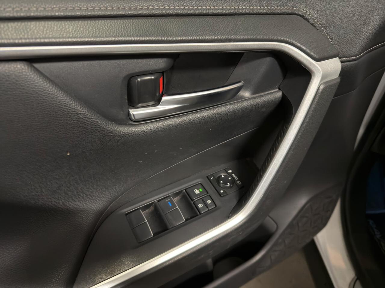 Toyota RAV 4 RAV4 2.5 HV (218CV) E-CVT 2WD Dynamic