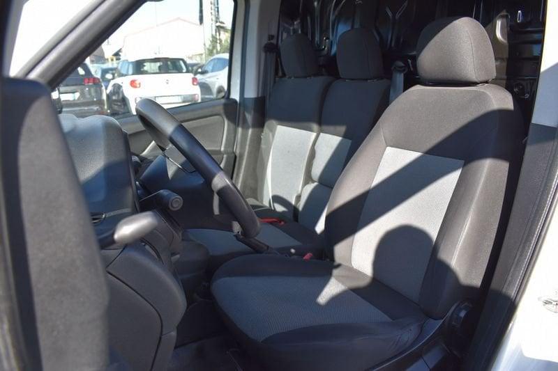 FIAT Doblò Doblò 1.6 MJT 105CV S&S PC-TN Cargo Business