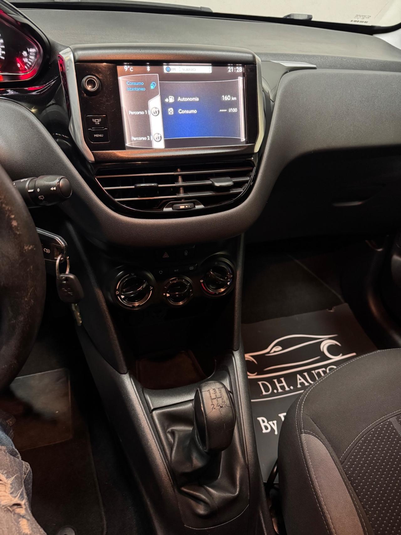 Peugeot 208 1.4 HDi 68 CV 5 porte Allure