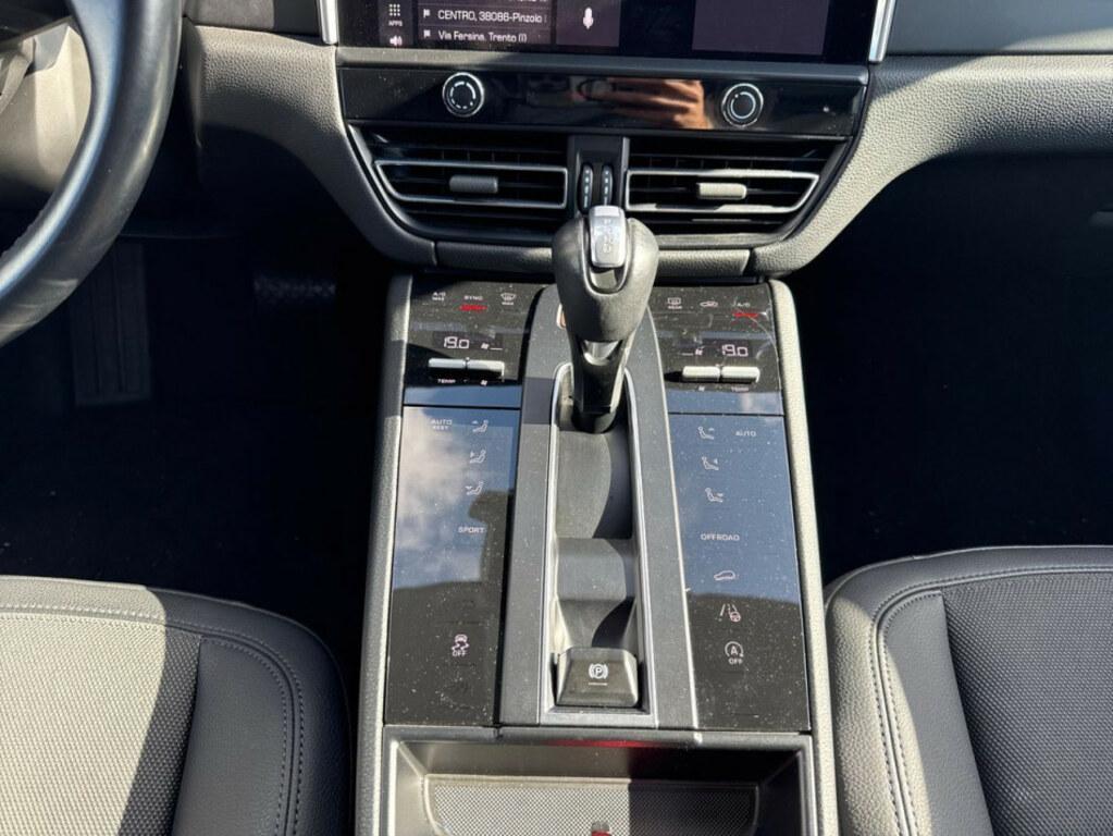 Porsche Macan 2.0 PDK