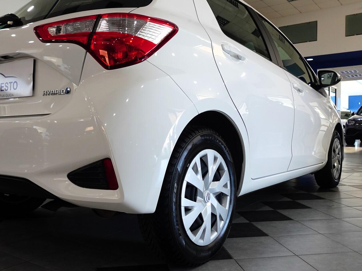 Toyota Yaris 1.5 BZ 73 CV HYBRID BUSINESS