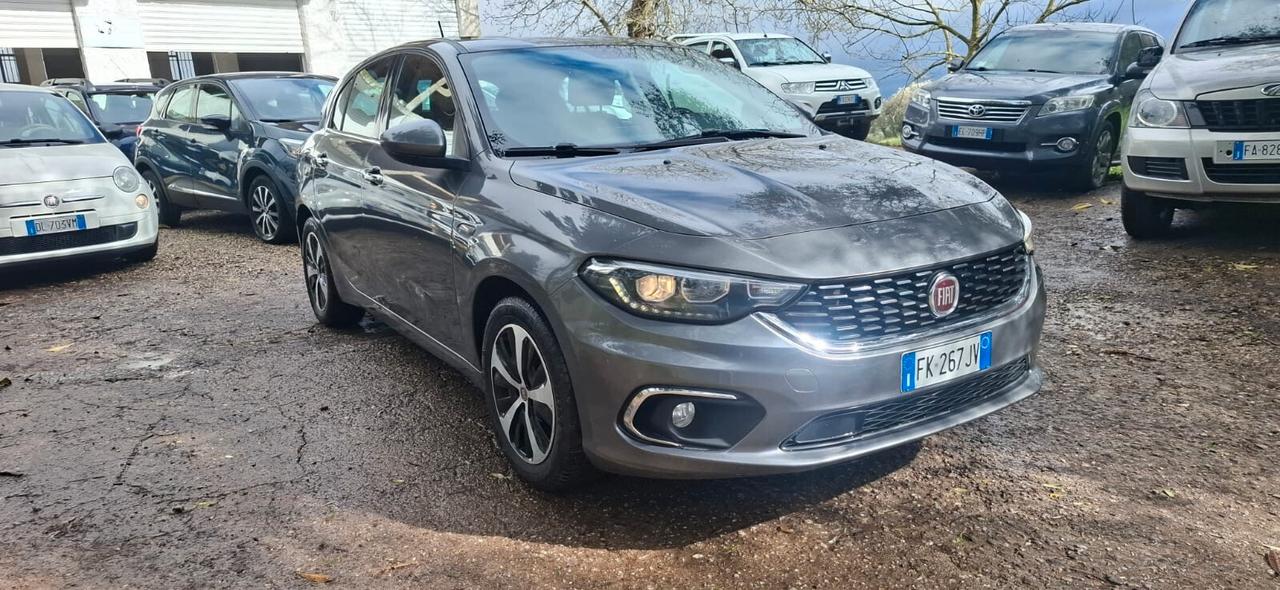 Fiat Tipo 1.6 Mjt SeS 5Porte Lounge