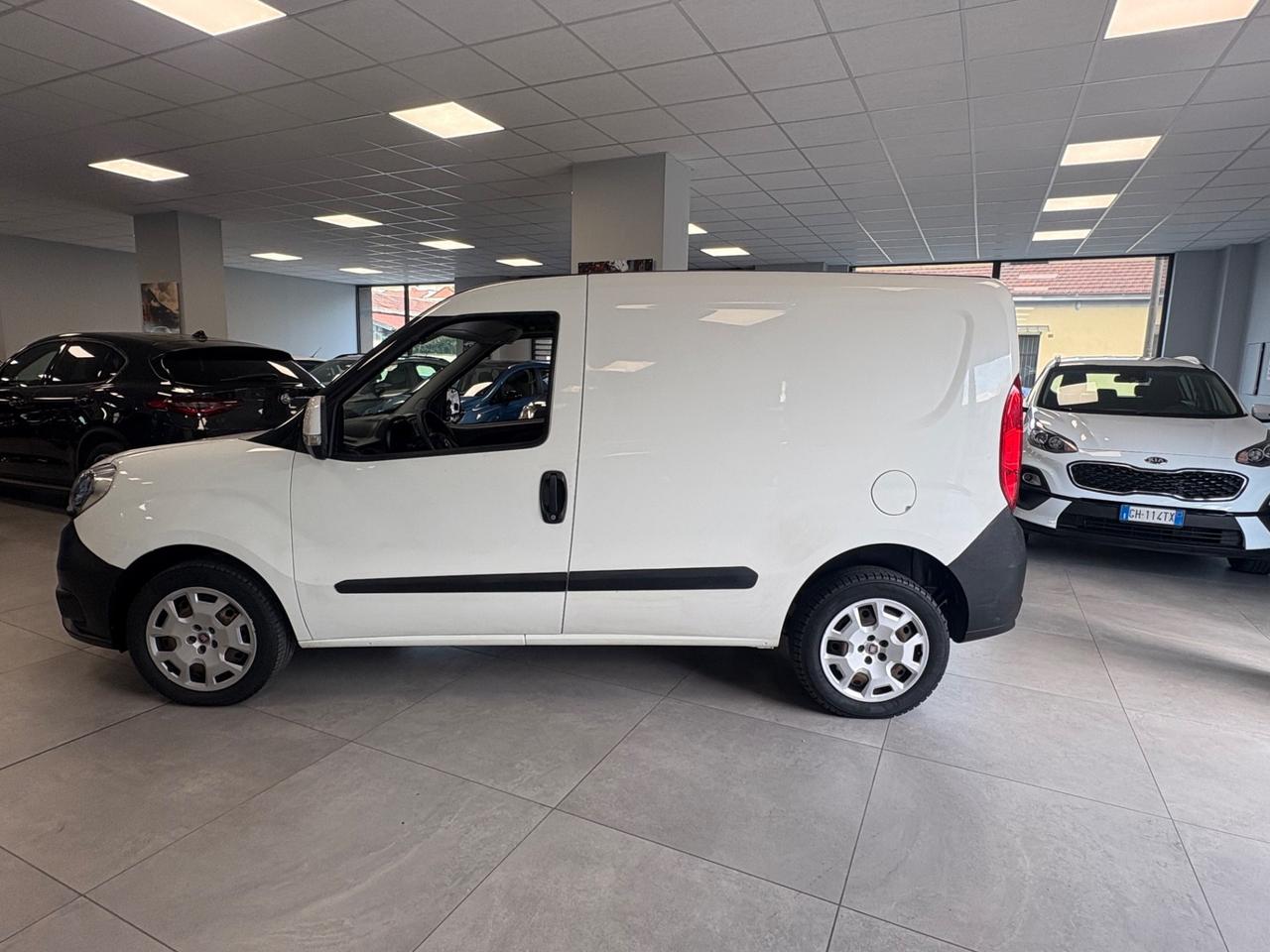 Fiat Doblò 1.4 T-jet 120cv Metano 2015 km217000