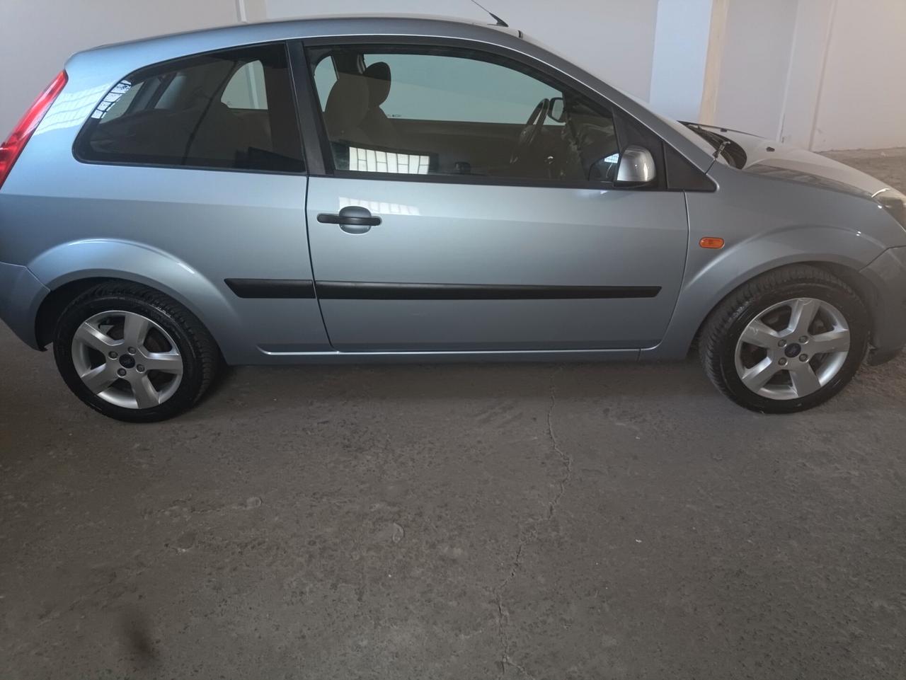 Ford Fiesta 1.4 TDCi 3p. Ghia