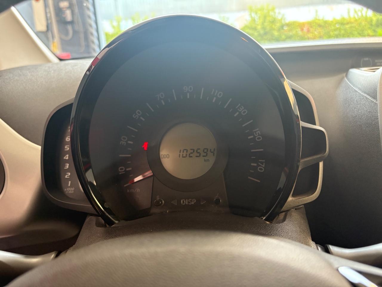Toyota Aygo 1.0 VVT-i 69 CV 5 porte x-play