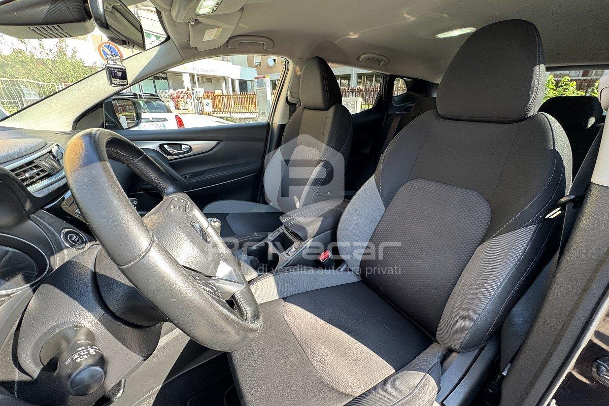 NISSAN Qashqai 1.2 DIG-T N-Connecta