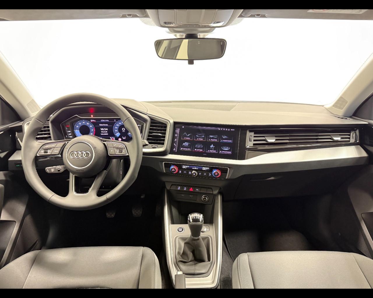 AUDI A1 ALLSTREET 30 TFSI IDENTITY CONTRAST