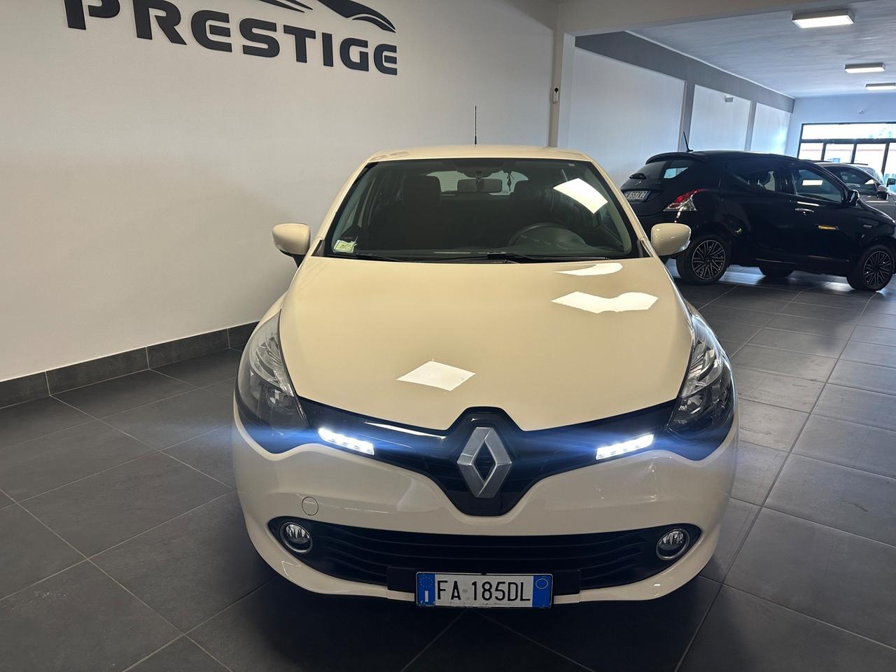 RENAULT CLIO 1.5 DCI NEOPATENTATI 74CV P.CONSEGNA