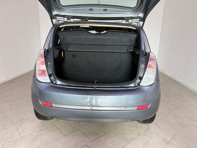 LANCIA Ypsilon 1.2 .Argento