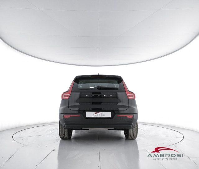 VOLVO XC40 D3 Momentum Core - PER OPERATORI DEL SETTORE