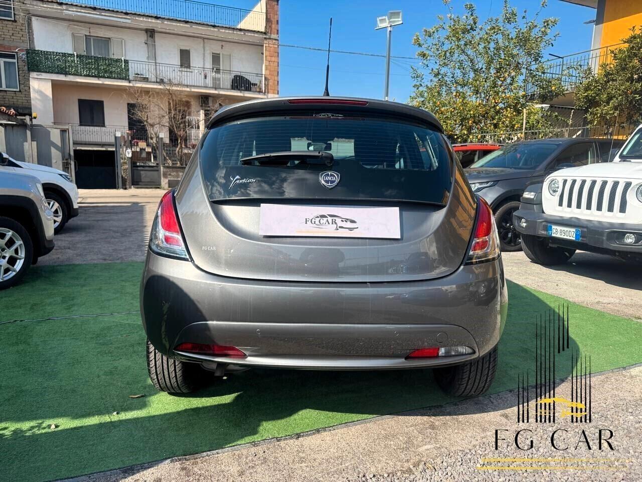 Lancia Ypsilon 1.2 69 CV 5 porte Platinum 02/2018