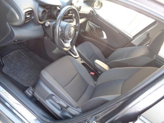 Toyota Yaris 1.5 Hybrid 5 porte Trend DARK GREY NESSUN VINCOLO DI FINANZIAMENTO