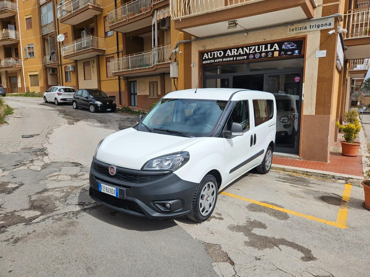 FIAT DOBLO' 1300 MJT 5 POSTI IVA COMPRESA KM CERTI