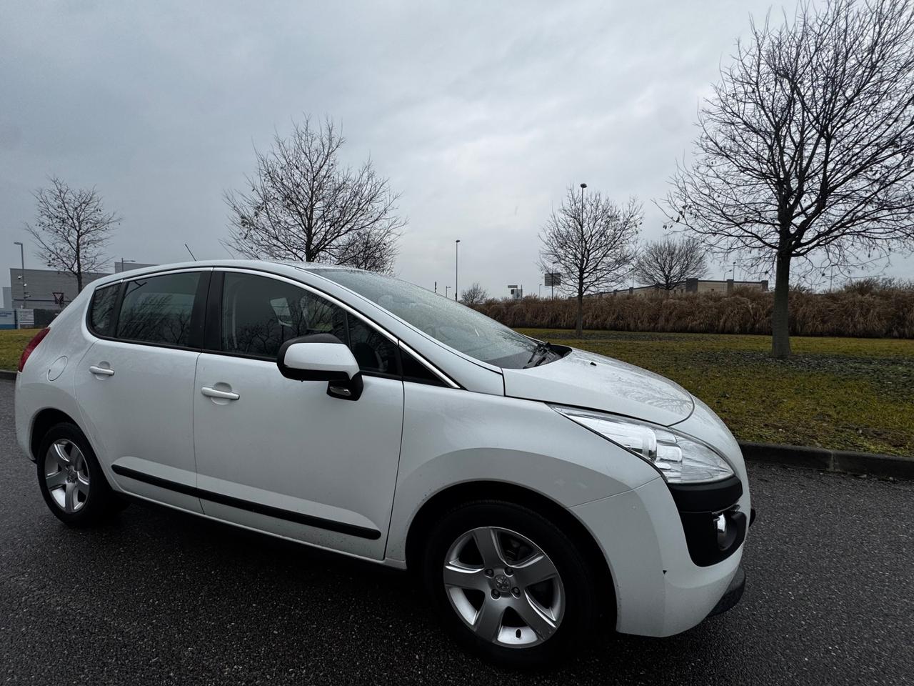 Peugeot 3008 1.6 diesel, automatico, anno 2010