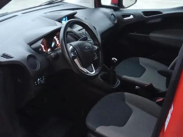 Ford Tourneo Courier 1.5 TDCI 75 CV Plus