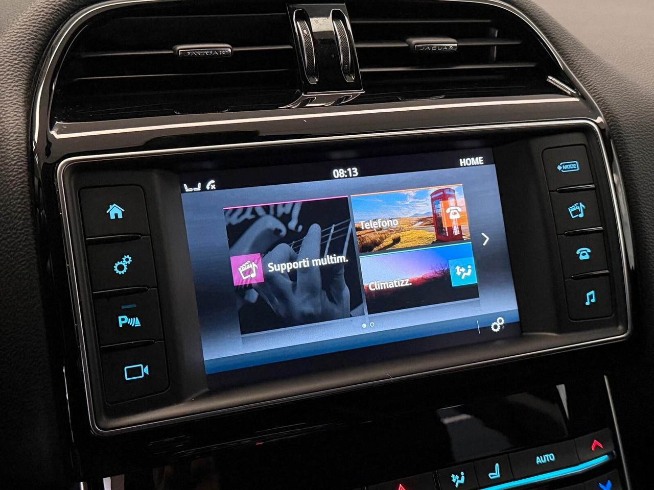 Jaguar XE 2.0 D 180 CV aut. Prestige