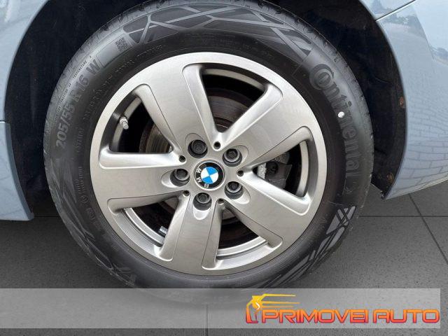 BMW 118 i 5p. Advantage