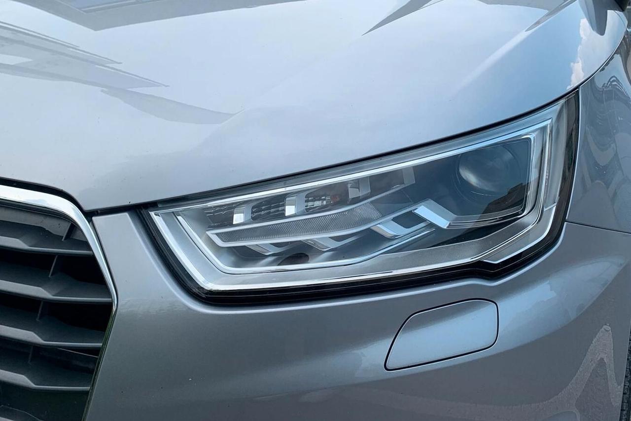 Audi A1 1.0 tfsi Ultra Admired 82cv OK NEOPATENTATI!!!