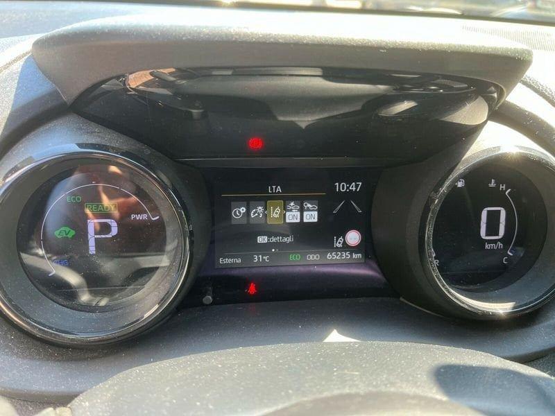 Toyota Yaris Hybrid Style MY22