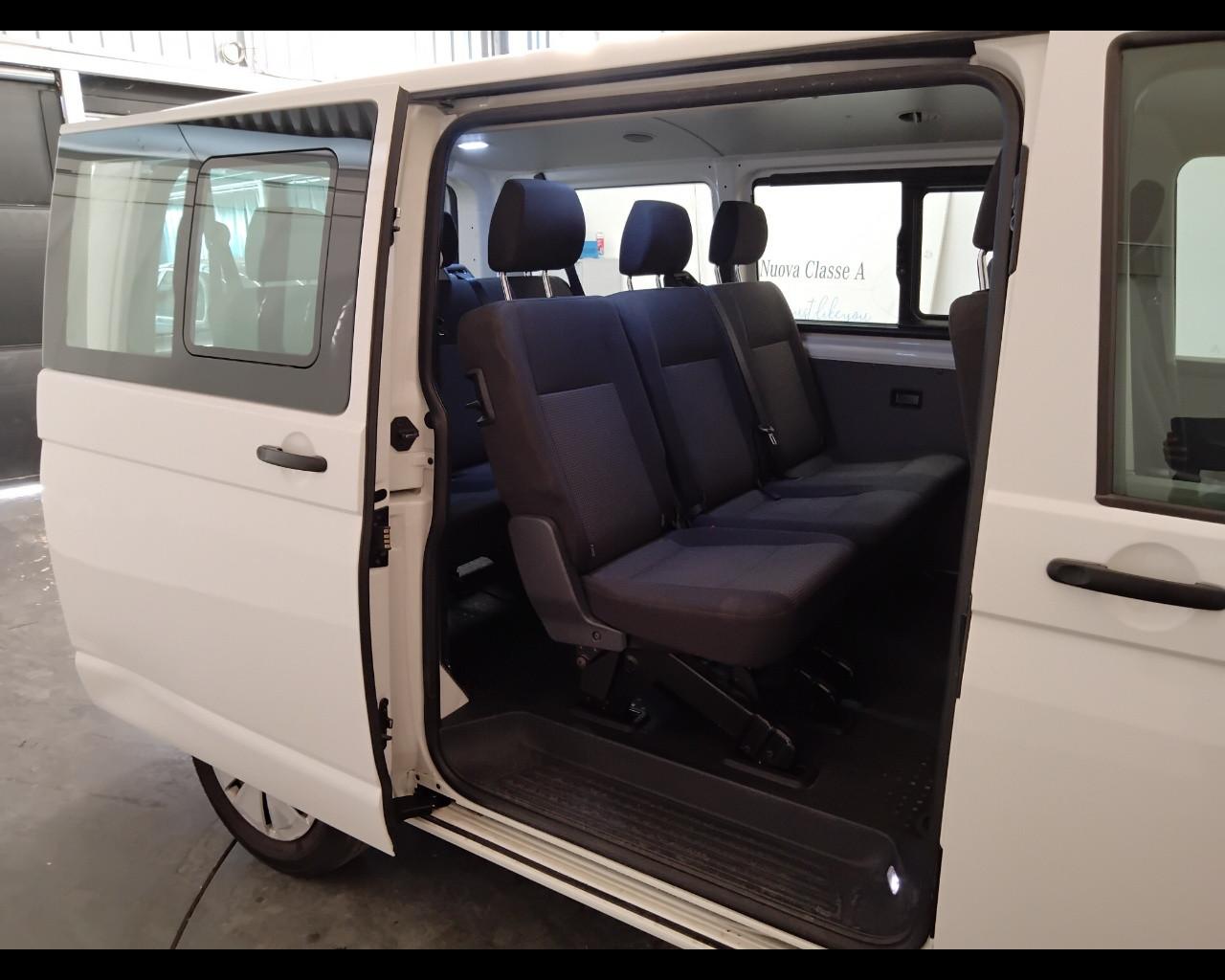 VOLKSWAGEN T6.1 Transporter 30 - T6.1 Transporter 30 2.0 tdi 150cv komb